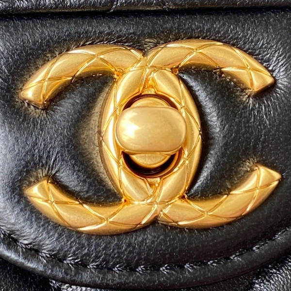 NewStyle CHANEL FLAP BAG 561 - Image 4