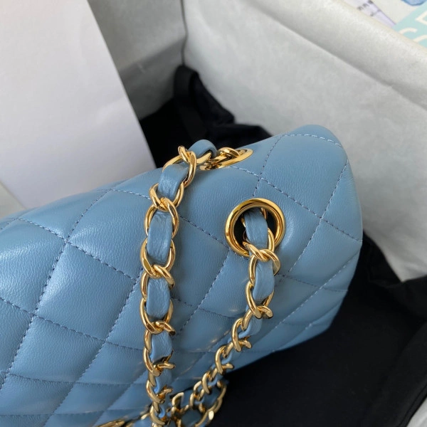 Affordable CHANEL FLAP BAG 579 - Image 5