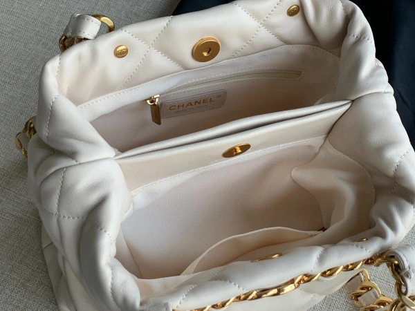 CHANEL SMALL TOTE AllSeason 1153 - Image 8
