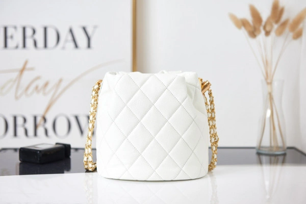 UrbanStyle CHANEL BUCKET BAG 249 - Image 5