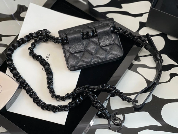 WellDesigned CHANEL BELT FLAP CARD HOLDER 619 - Image 7