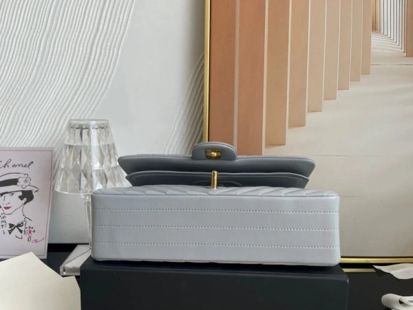 CHANEL FLAP BAG WellDesigned 401 - Image 6