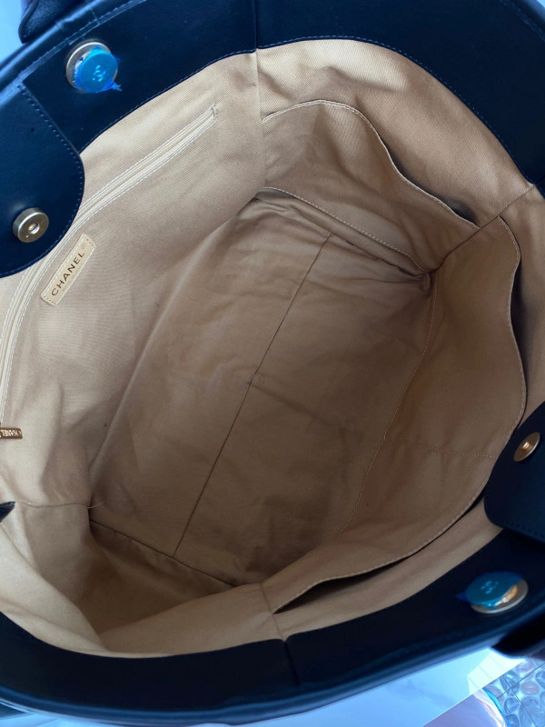StreetReady CHANEL LARGE TOTE 1161 - Image 9