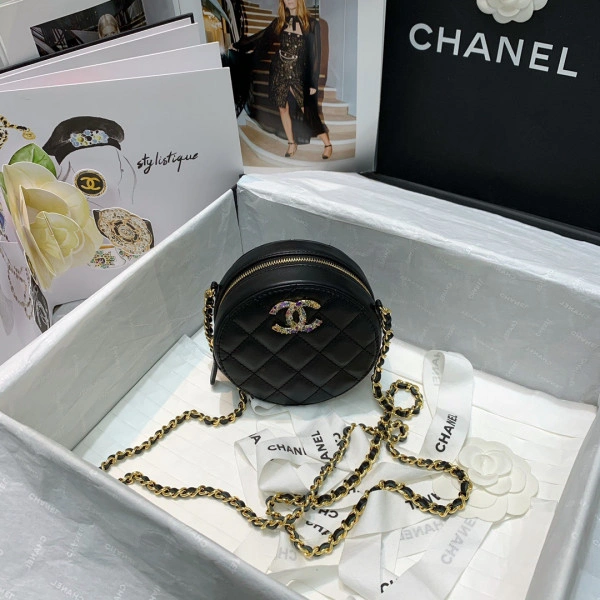 NewStyle CHANEL CHANELUTCH WITH CHAIN 1354 - Image 5