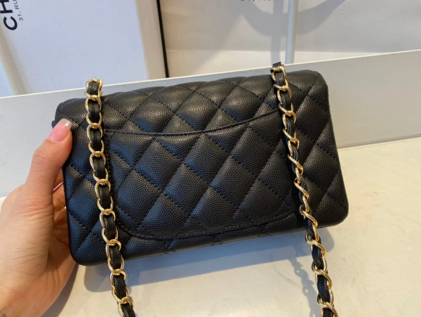 Affordable CHANEL FLAP BAG 20CM 644 - Image 6