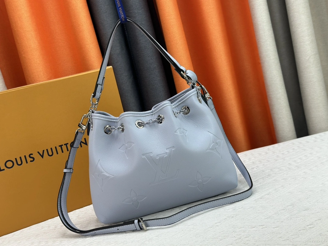 AllSeason 411 Louis Vuitton AAA Quality Shoulder Bags For Women - Image 4