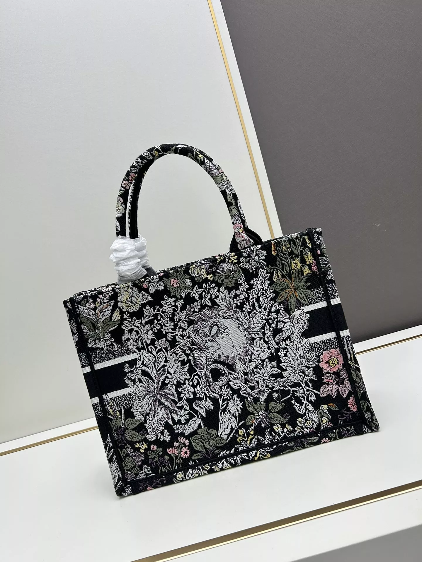 AllSeason 8014 Christian Dior AAA Quality Tote-Handbags For Women - Image 3