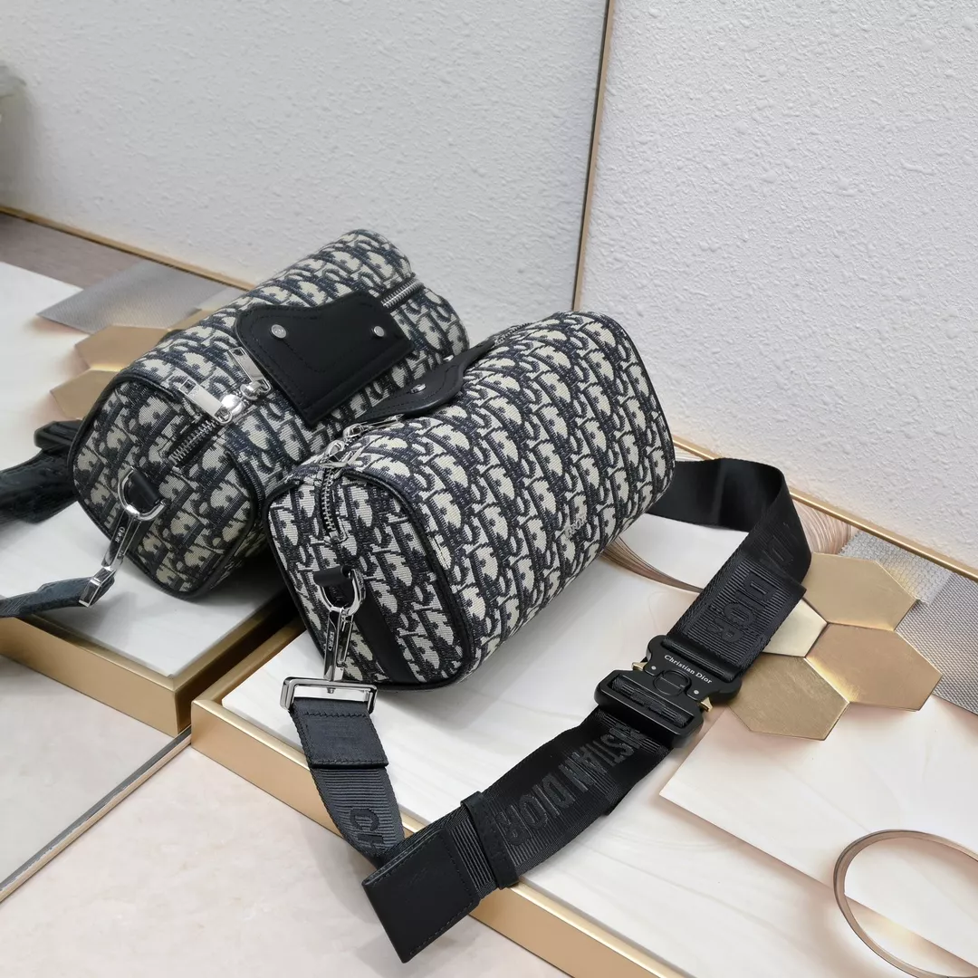 AllSeason 8133 Christian Dior AAA Man Messenger Bags