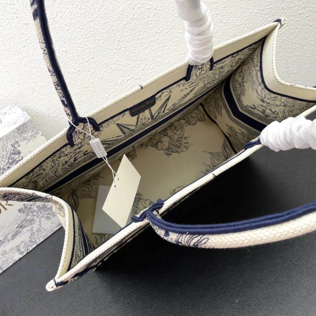 BestValue 2144 Christian Dior AAA Quality Tote-Handbags For Women - Image 8