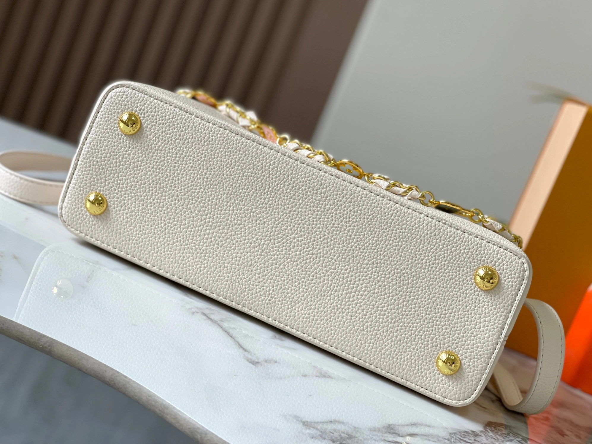 BestValue 2743 Louis Vuitton AAA Quality Messenger Bags For Women - Image 4