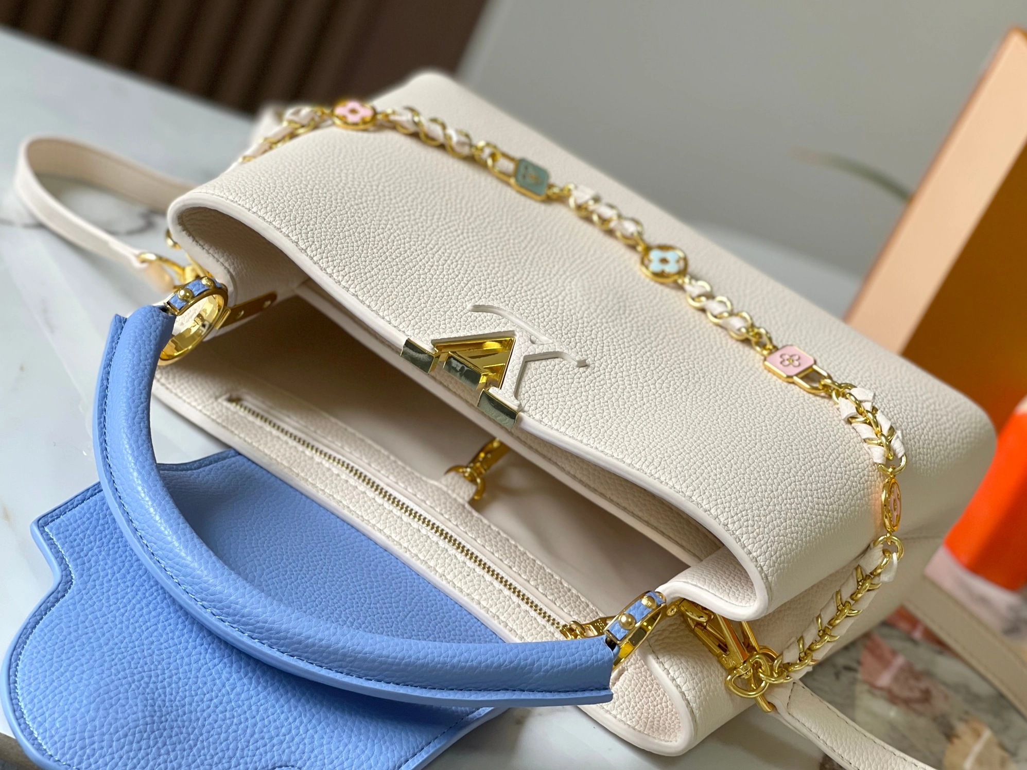 BestValue 2743 Louis Vuitton AAA Quality Messenger Bags For Women - Image 8