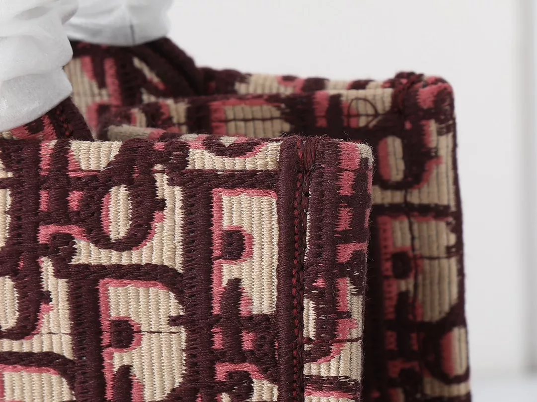 BestValue 6825 Christian Dior AAA Quality Tote-Handbags For Women - Image 6