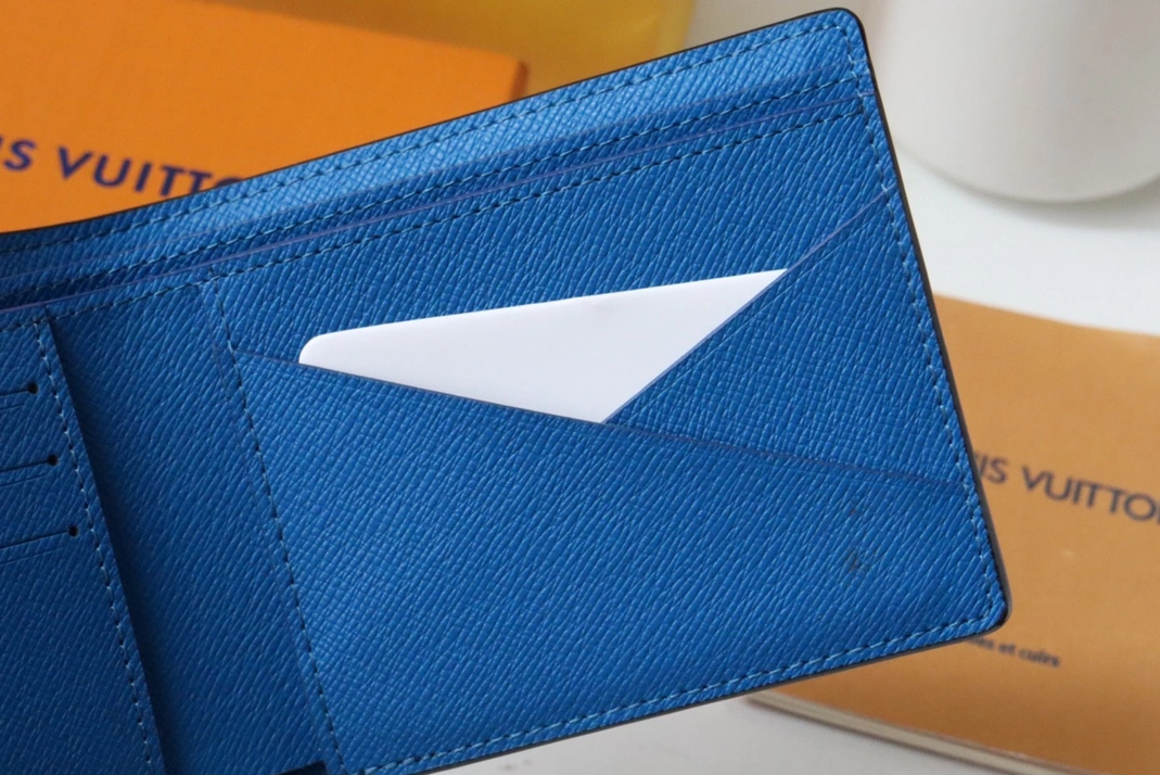 BestValue 8209 Louis Vuitton AAA Quality Wallets - Image 6
