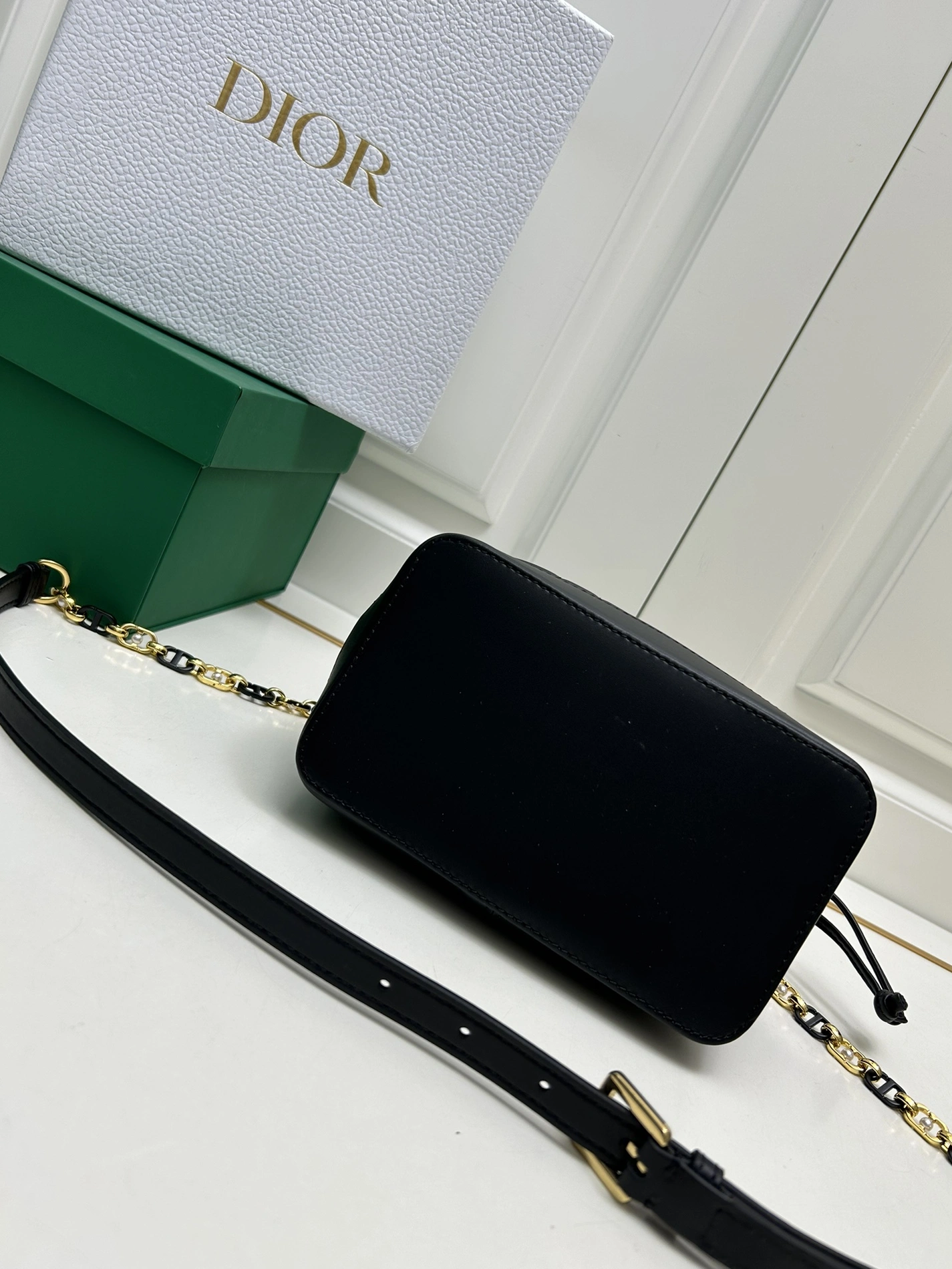 Bold 1330 Christian Dior AAA Quality Messenger Bags For Women - Image 7