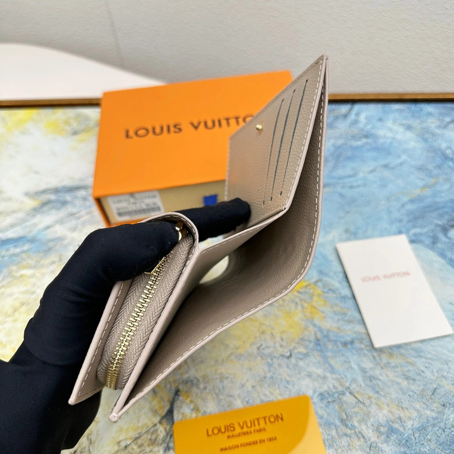 Bold 3538 Louis Vuitton LV Wallets For Women - Image 7