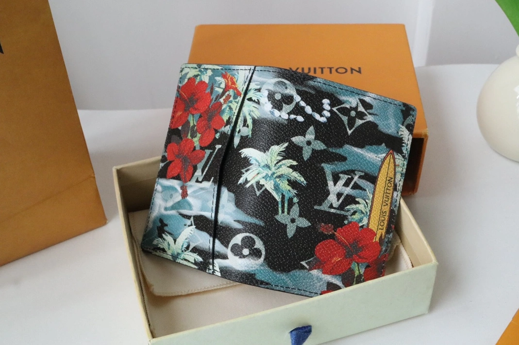 Bold 6253 Louis Vuitton LV Card Case - Image 4