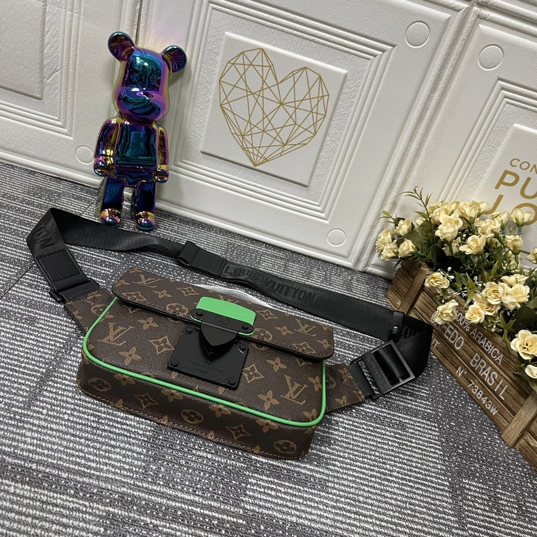 Breathable 6580 Louis Vuitton LV AAA Quality Belt Bags - Image 3