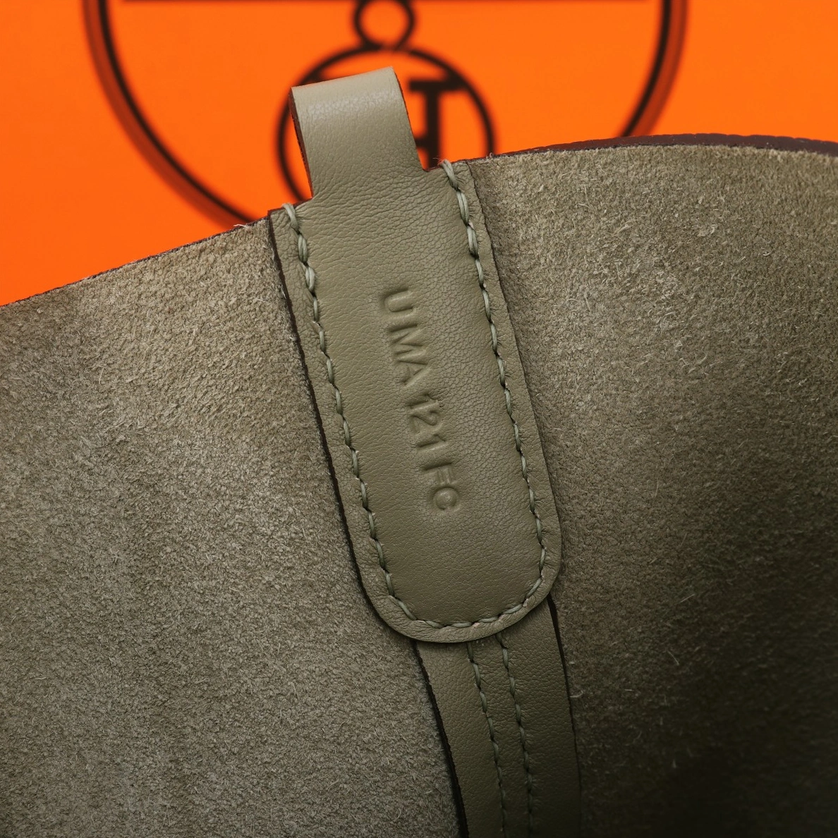 Bright 1785 Hermes AAA Quality Handbags In Gold For Women - Image 6