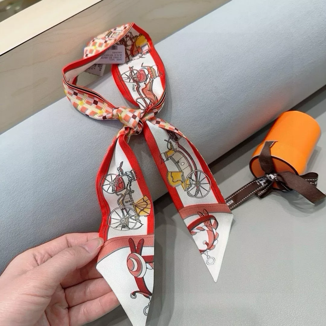 Bright 3222 Hermes Silk Scarf