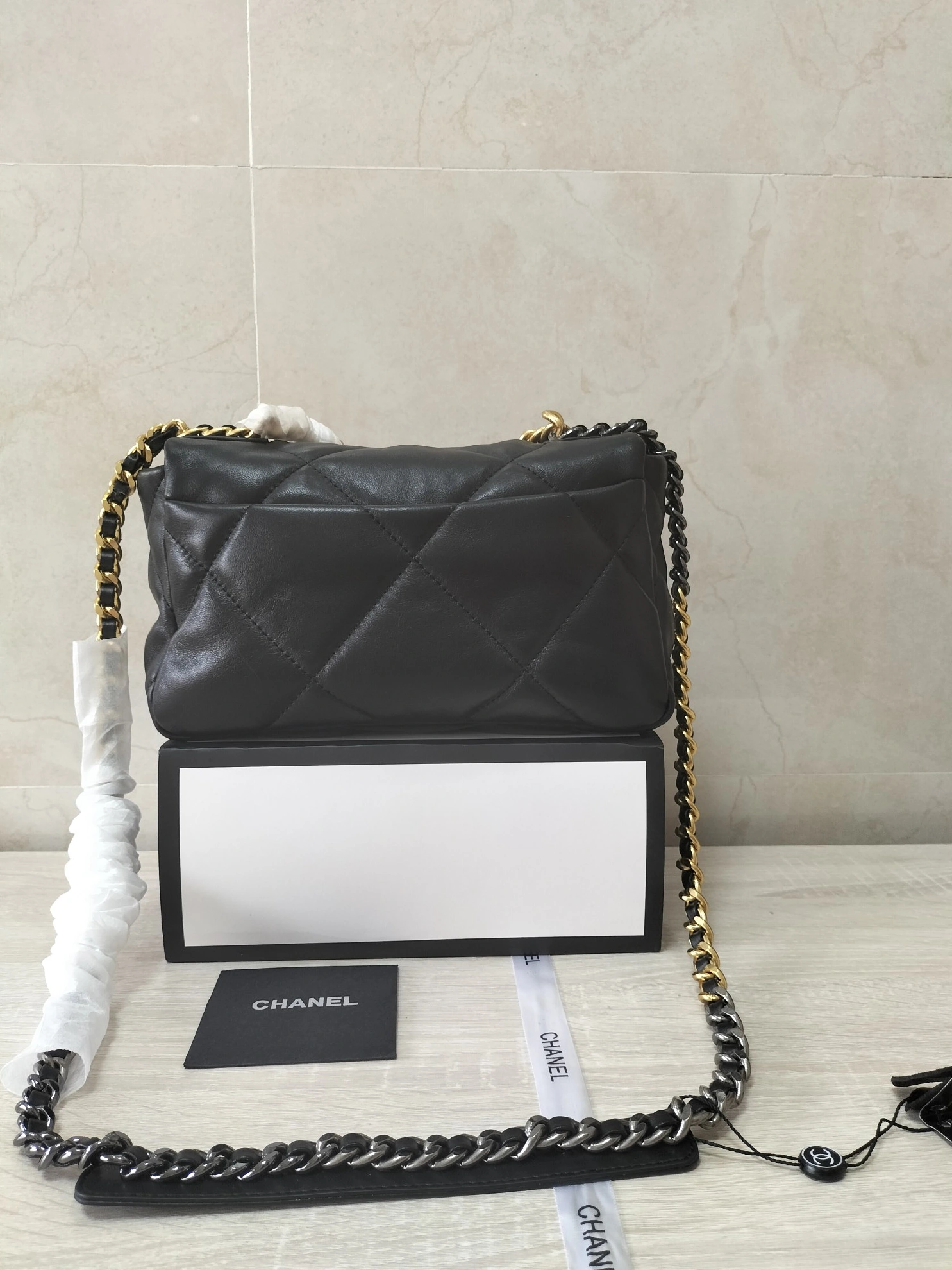 Chanel AAA Quality Messenger Bags For Women AllSeason 4983 - Image 3