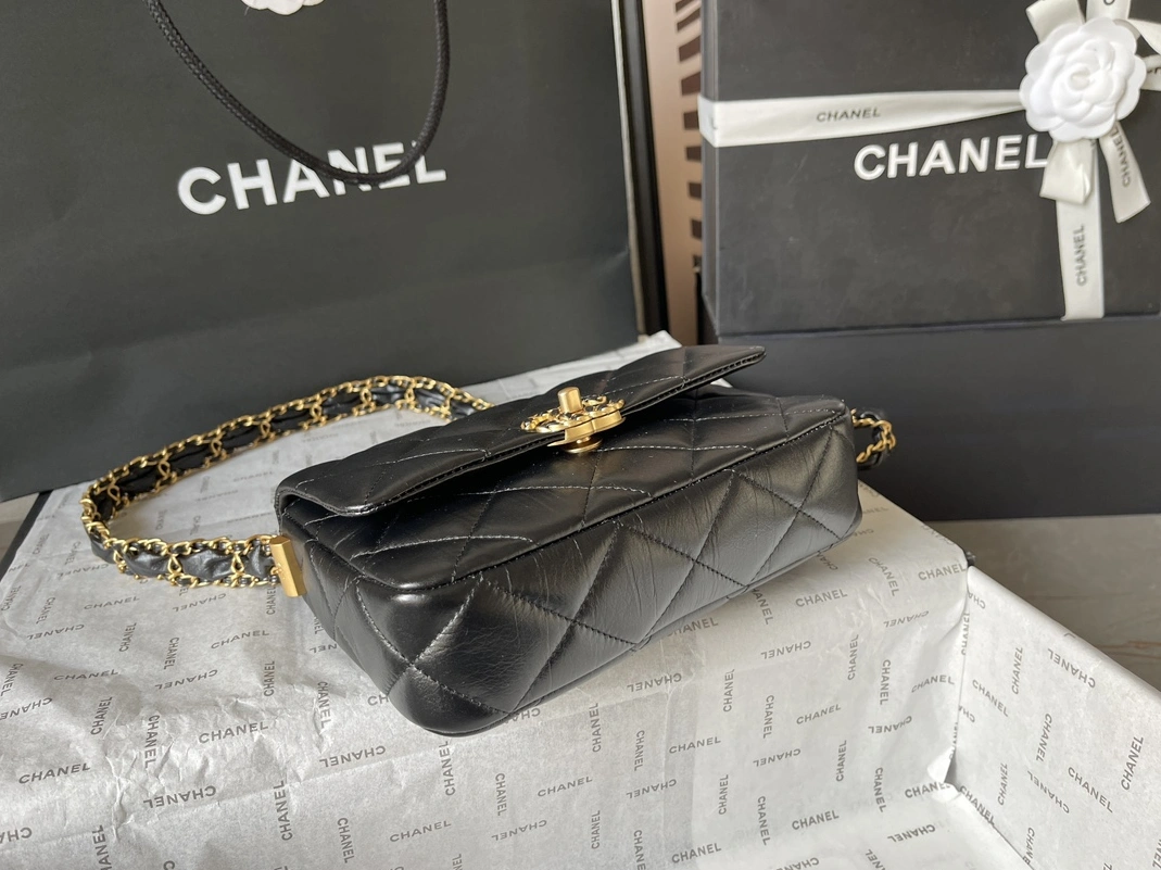 Chanel AAA Quality Messenger Bags For Women Breathable 2071 - Image 3