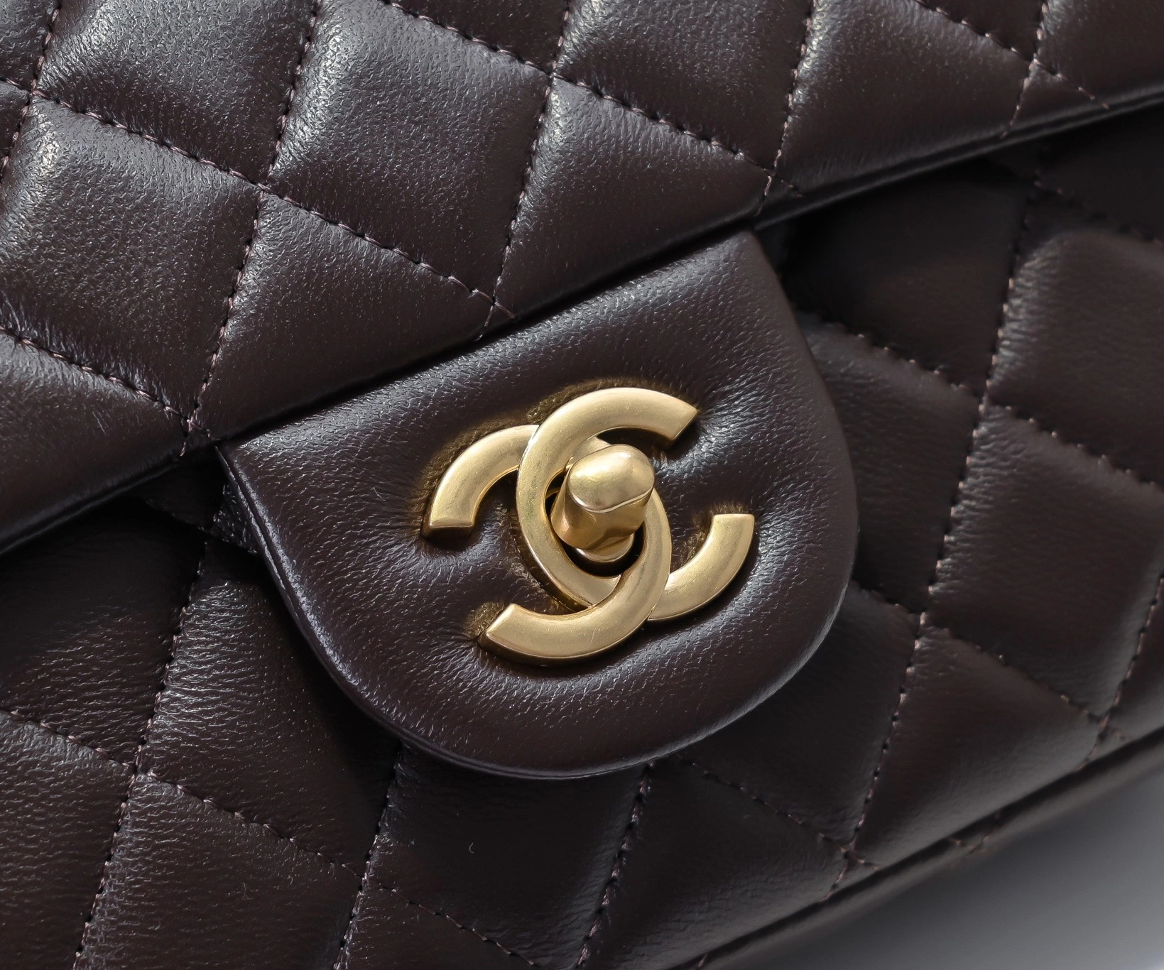 Chanel AAA Quality Messenger Bags Trendsetting 4715 - Image 5