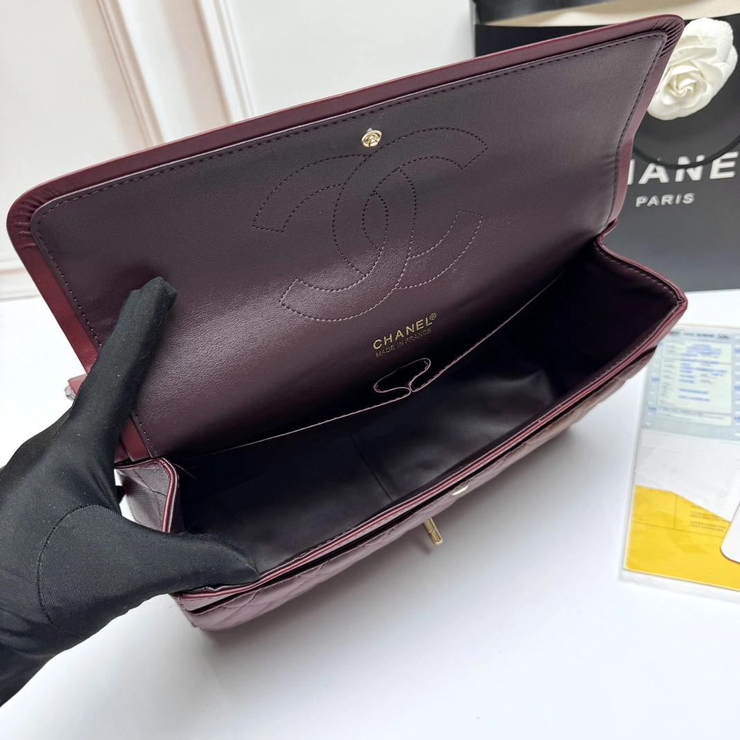 Chanel AAA Quality Shoulder Bags For Women Sleek 9931 - Image 8