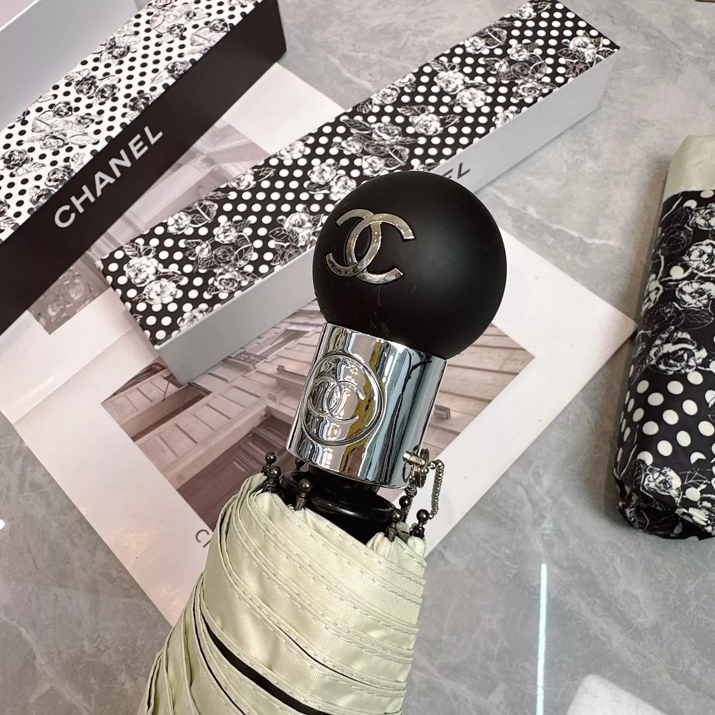 Chanel Umbrellas Soft 7408 - Image 3