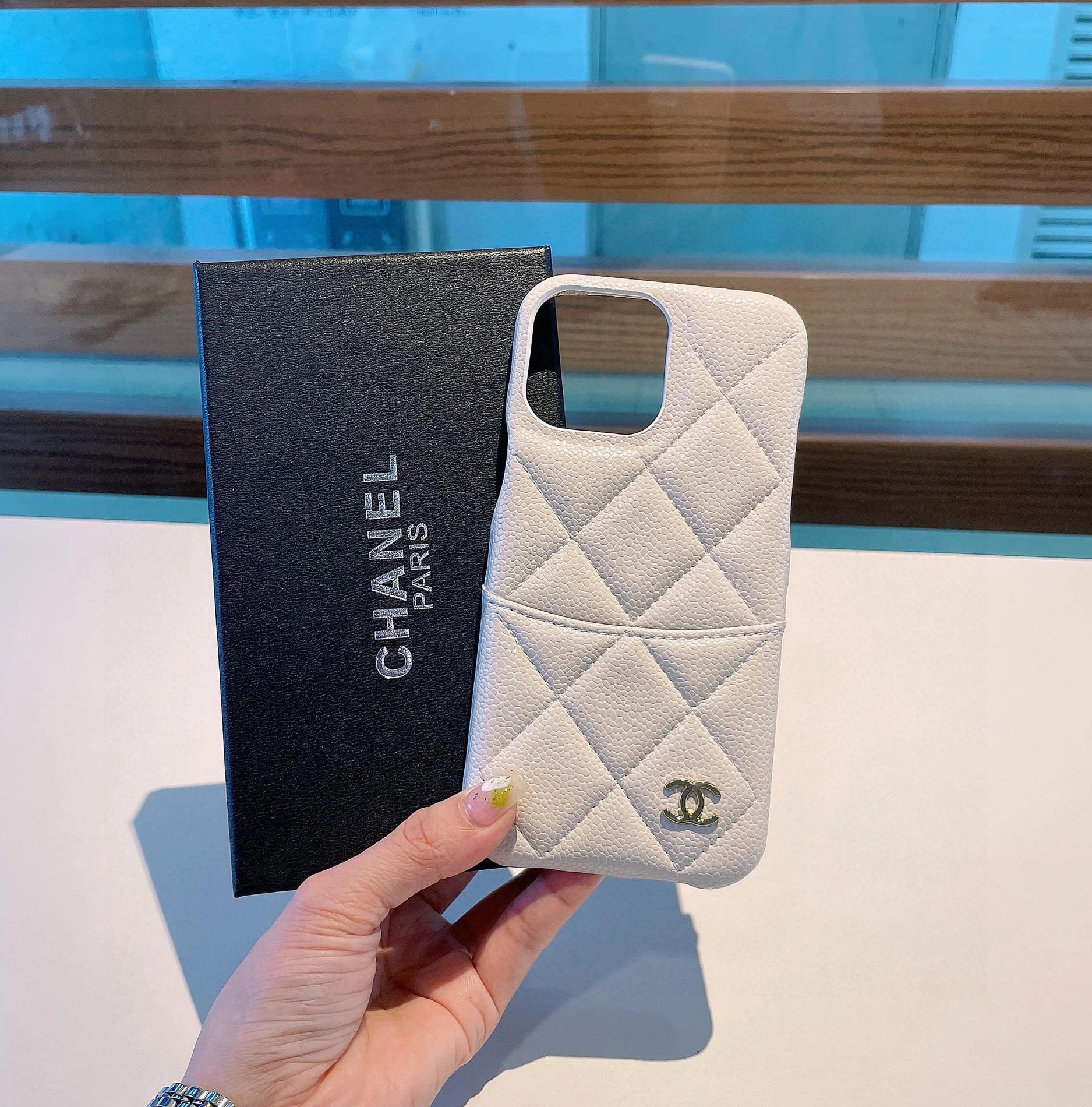 Chanel iPhone Case Popular 7187