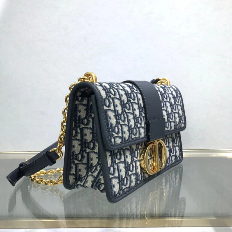 Style may Christian Dior 30 Montaigne Chain Bag Blue Oblique Jacquard - Image 9