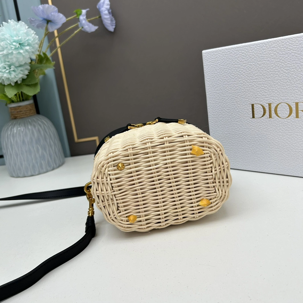 Christian Dior AAA Quality Handbags For Women Modern 6675 - Image 4