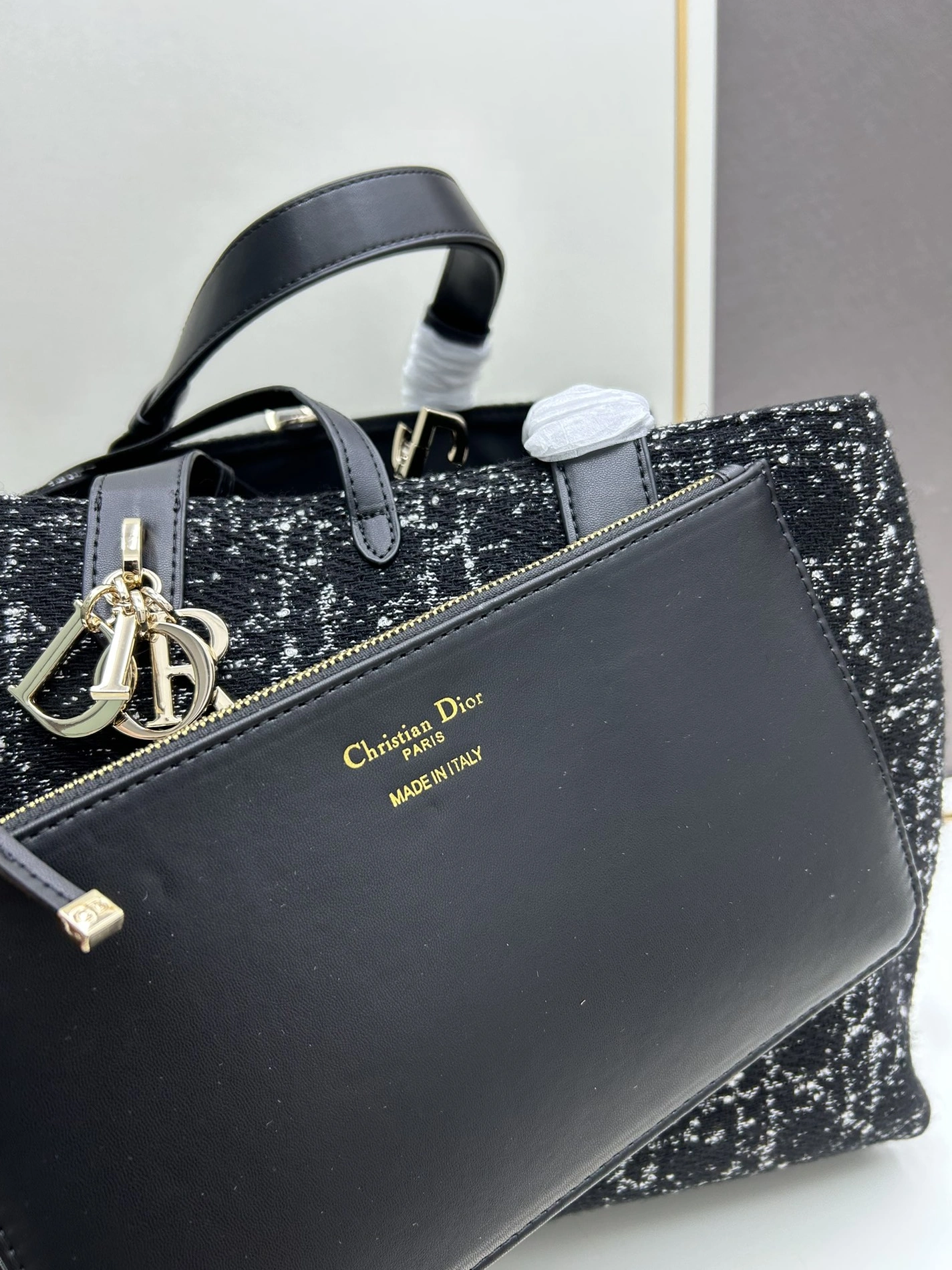 Christian Dior AAA Quality Handbags For Women Trendy 6905 - Image 8