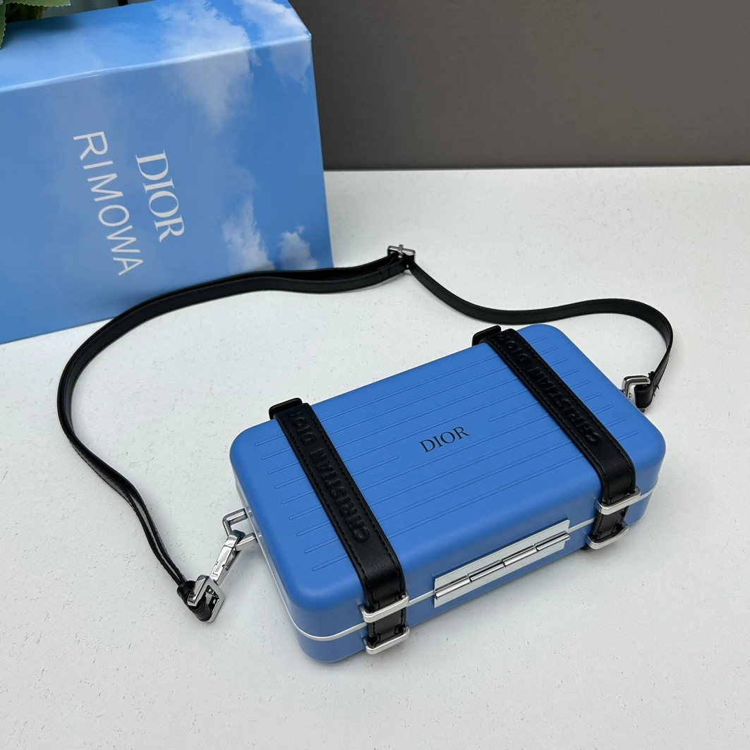 Christian Dior AAA Quality Messenger Bags For Women Classic 6943 - Image 3