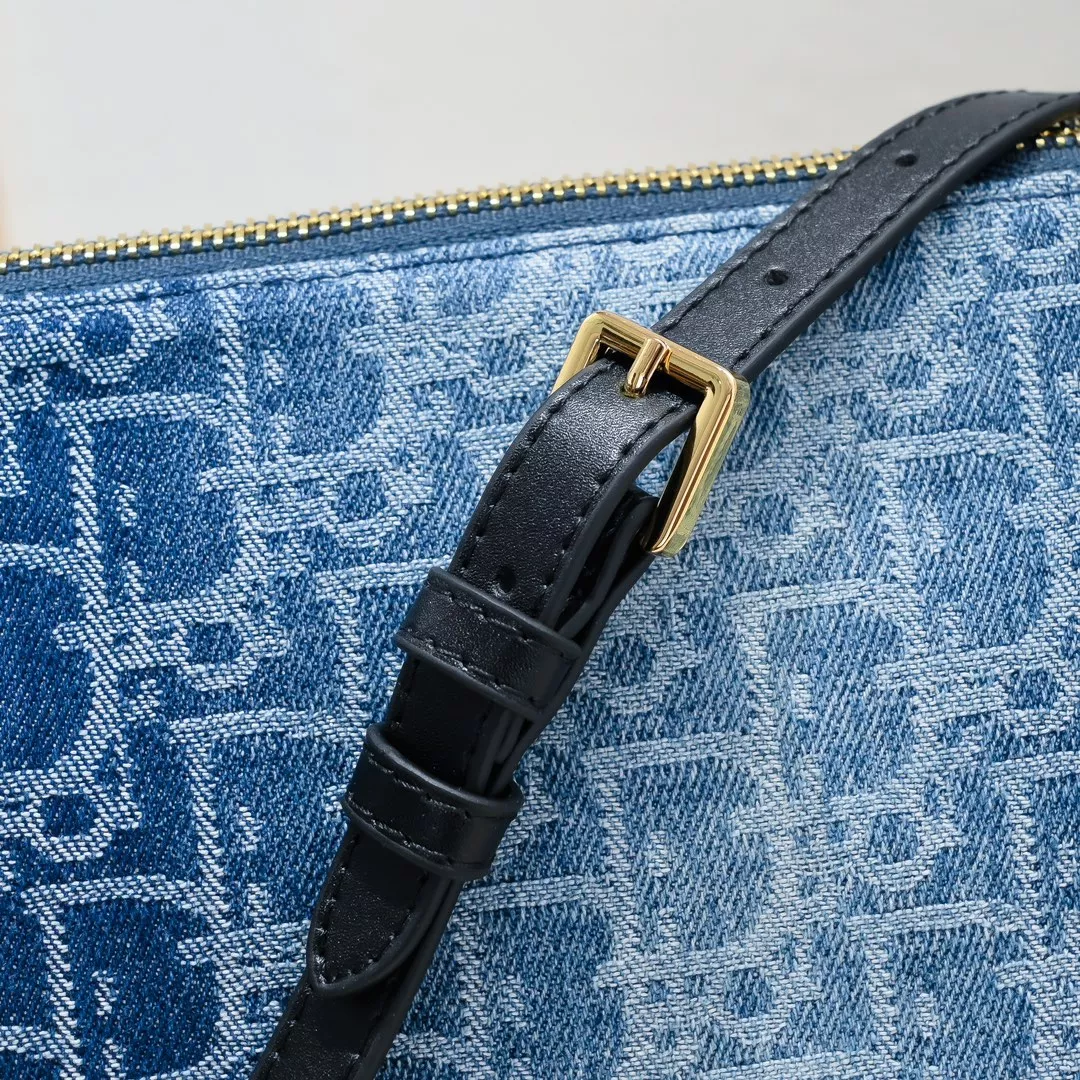 Christian Dior AAA Quality Messenger Bags For Women Cozy 1079 - Image 6