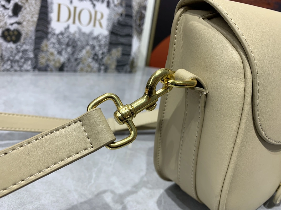 Christian Dior AAA Quality Messenger Bags For Women Refined 8527 - Image 5