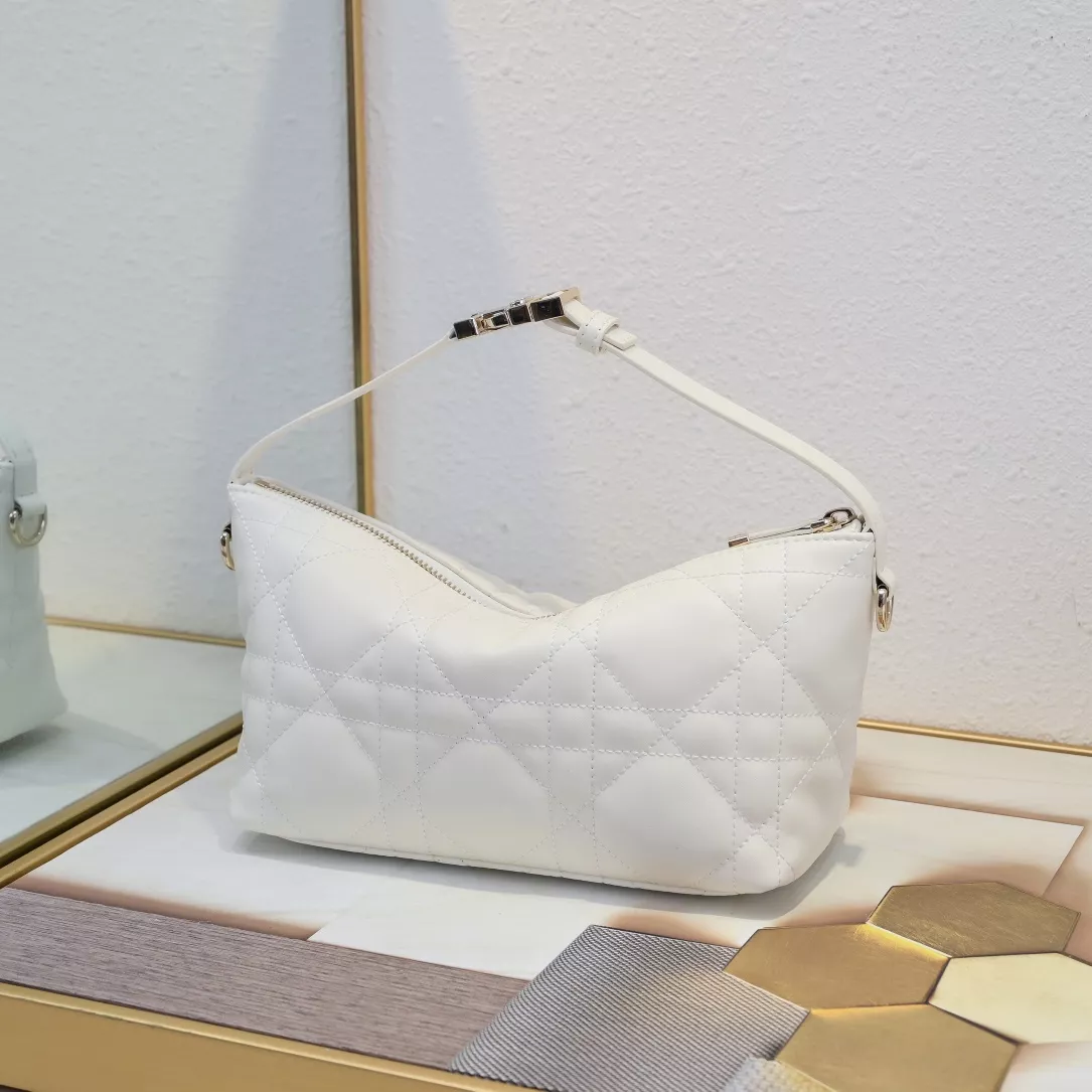 Christian Dior AAA Quality Messenger Bags For Women Reliable 6470 - Image 3