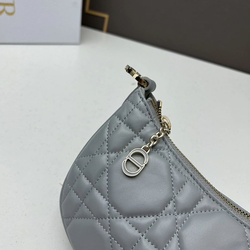 Christian Dior AAA Quality Shoulder Bags For Women Affordable 2125 - Image 5
