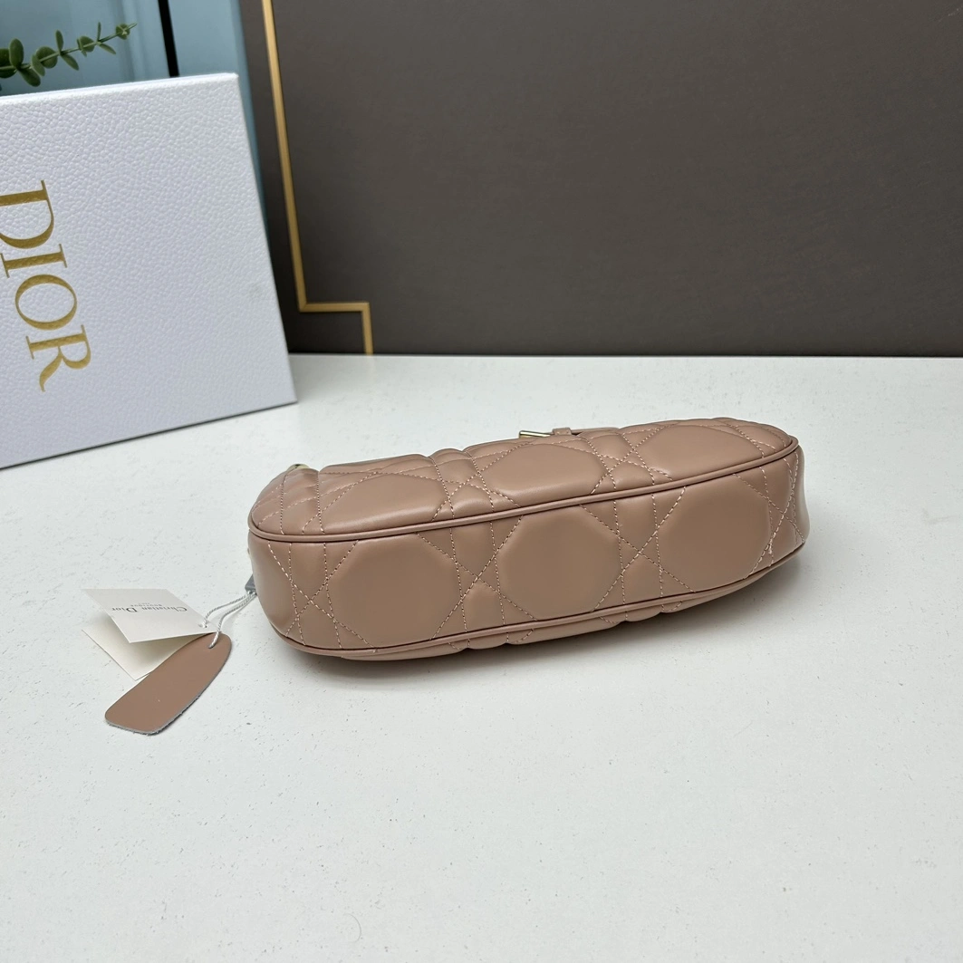 Christian Dior AAA Quality Shoulder Bags For Women Bright 8802 - Image 4