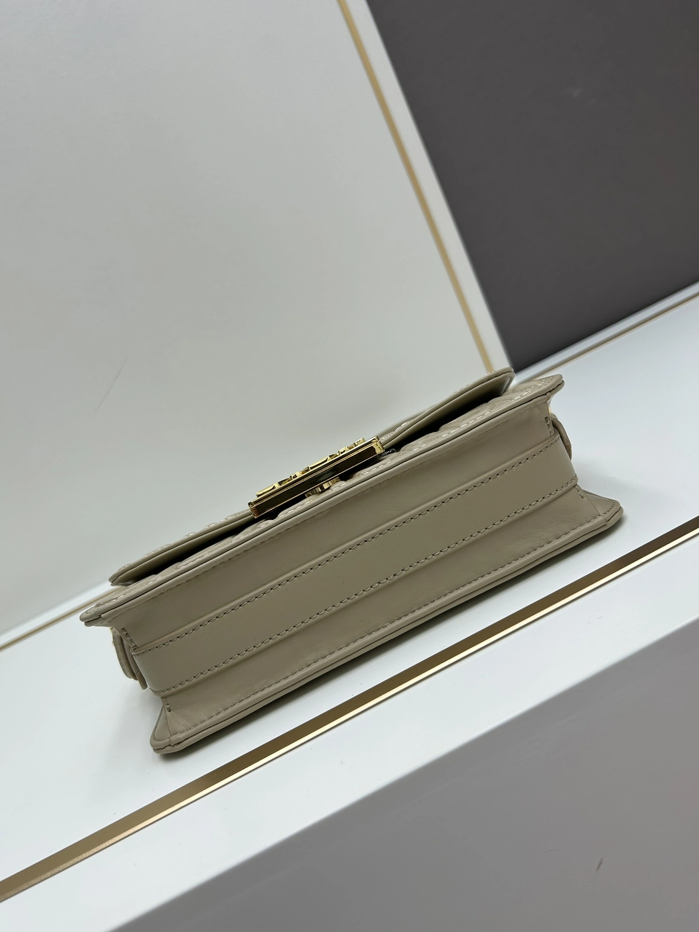 Christian Dior AAA Quality Shoulder Bags For Women Trendy 2225 - Image 5