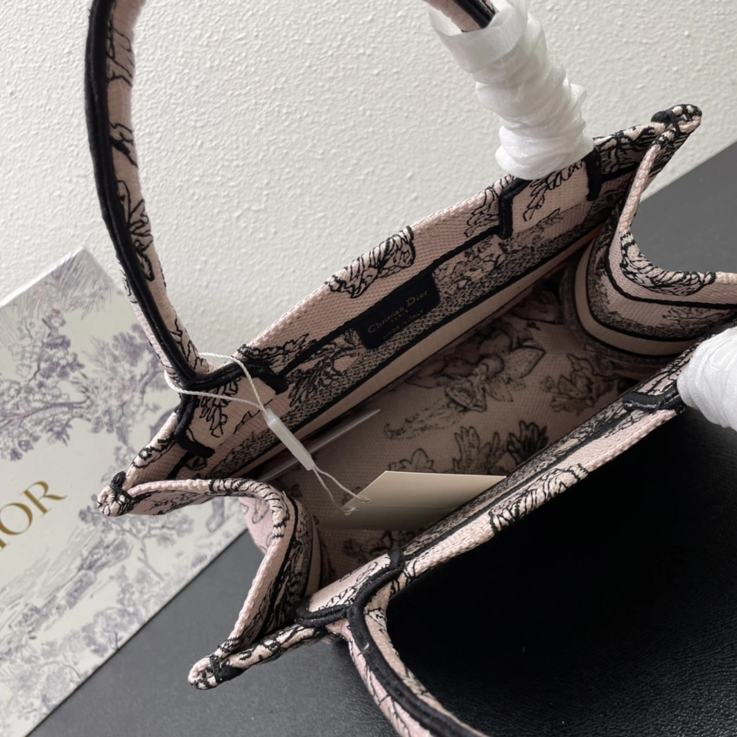 Christian Dior AAA Quality Tote-Handbags For Women Cozy 9797 - Image 8