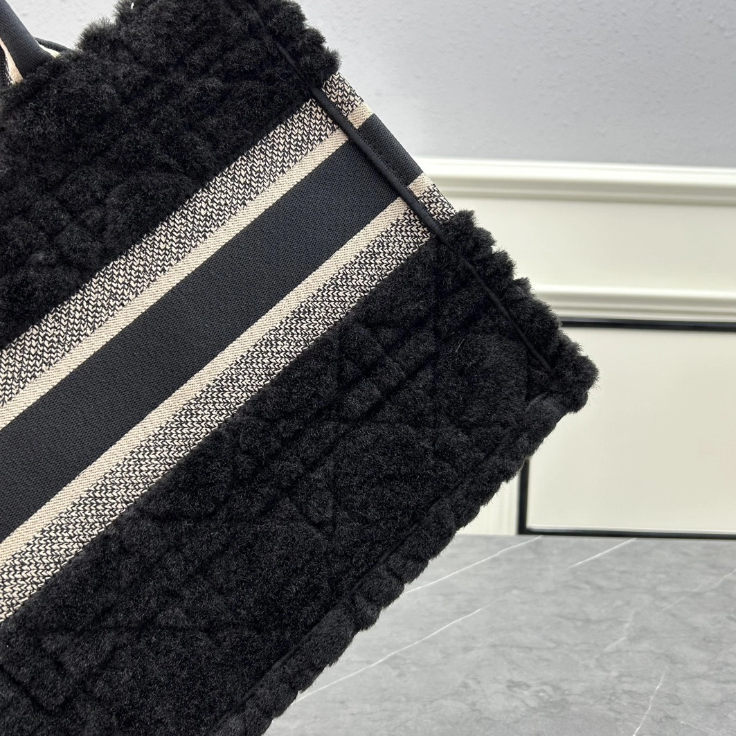 Christian Dior AAA Quality Tote-Handbags For Women Flexible 2034 - Image 6