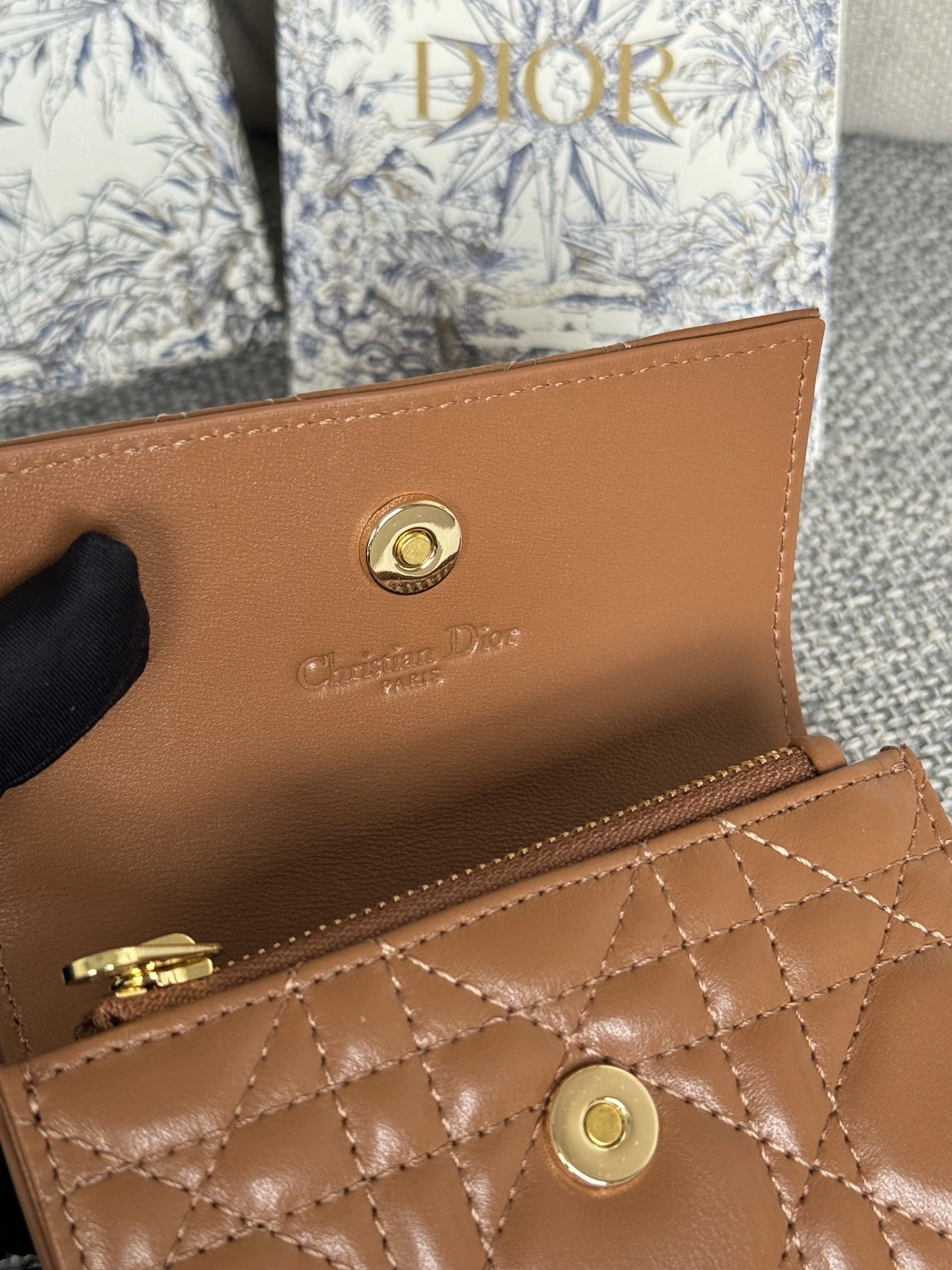 Christian Dior AAA Wallets For Women WellDesigned 2436 - Image 3