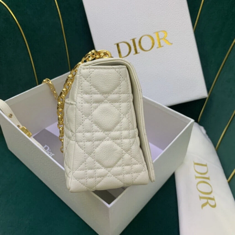 Flap clos Christian Dior Medium Caro Bag White Supple Cannage Calfskin - Image 6