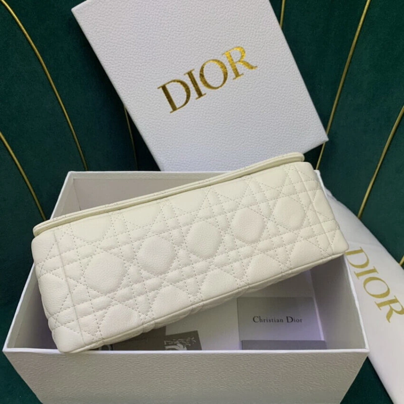 Flap clos Christian Dior Medium Caro Bag White Supple Cannage Calfskin - Image 7