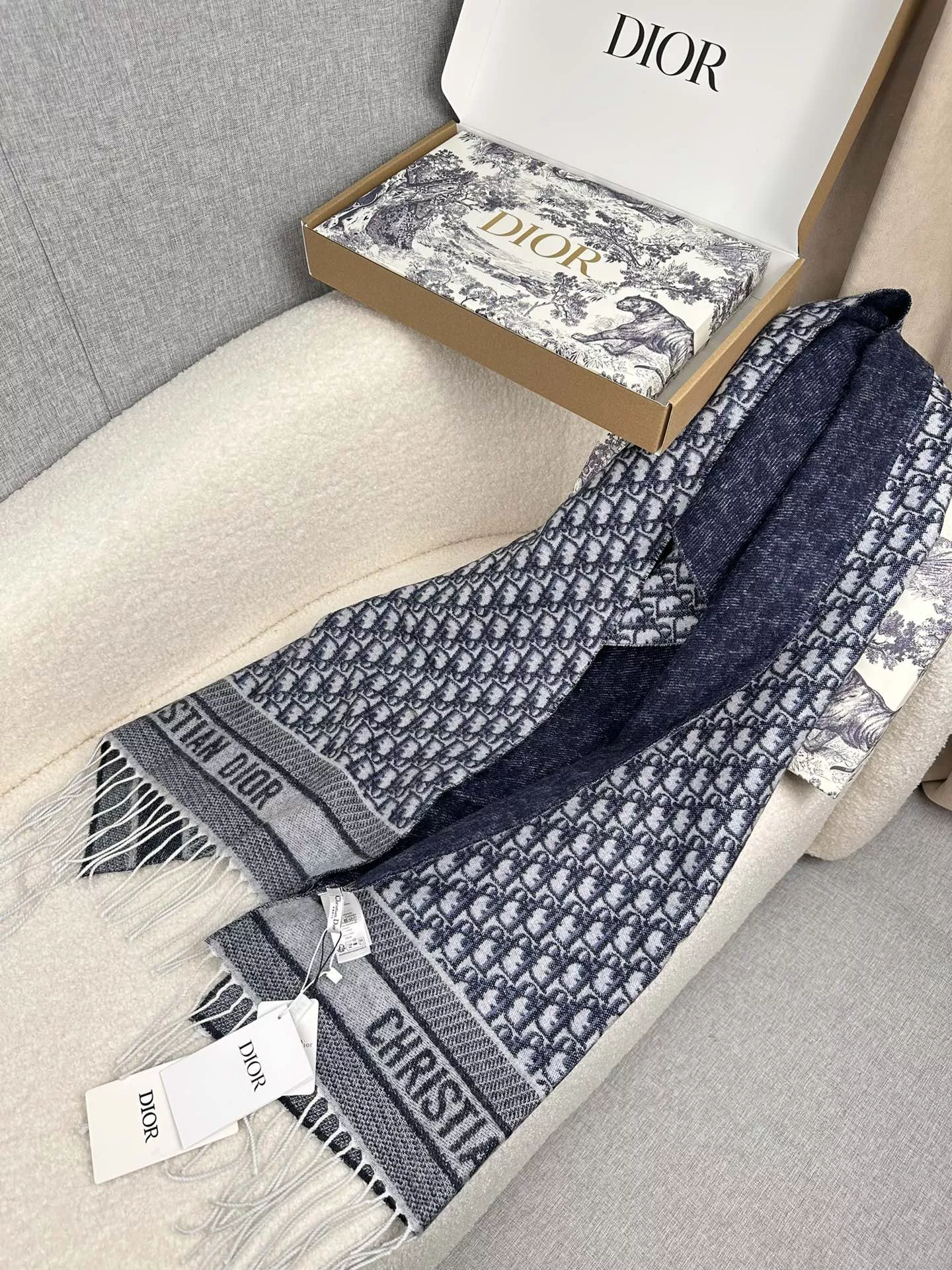 Christian Dior Scarf For Women Modern 838 - Image 3