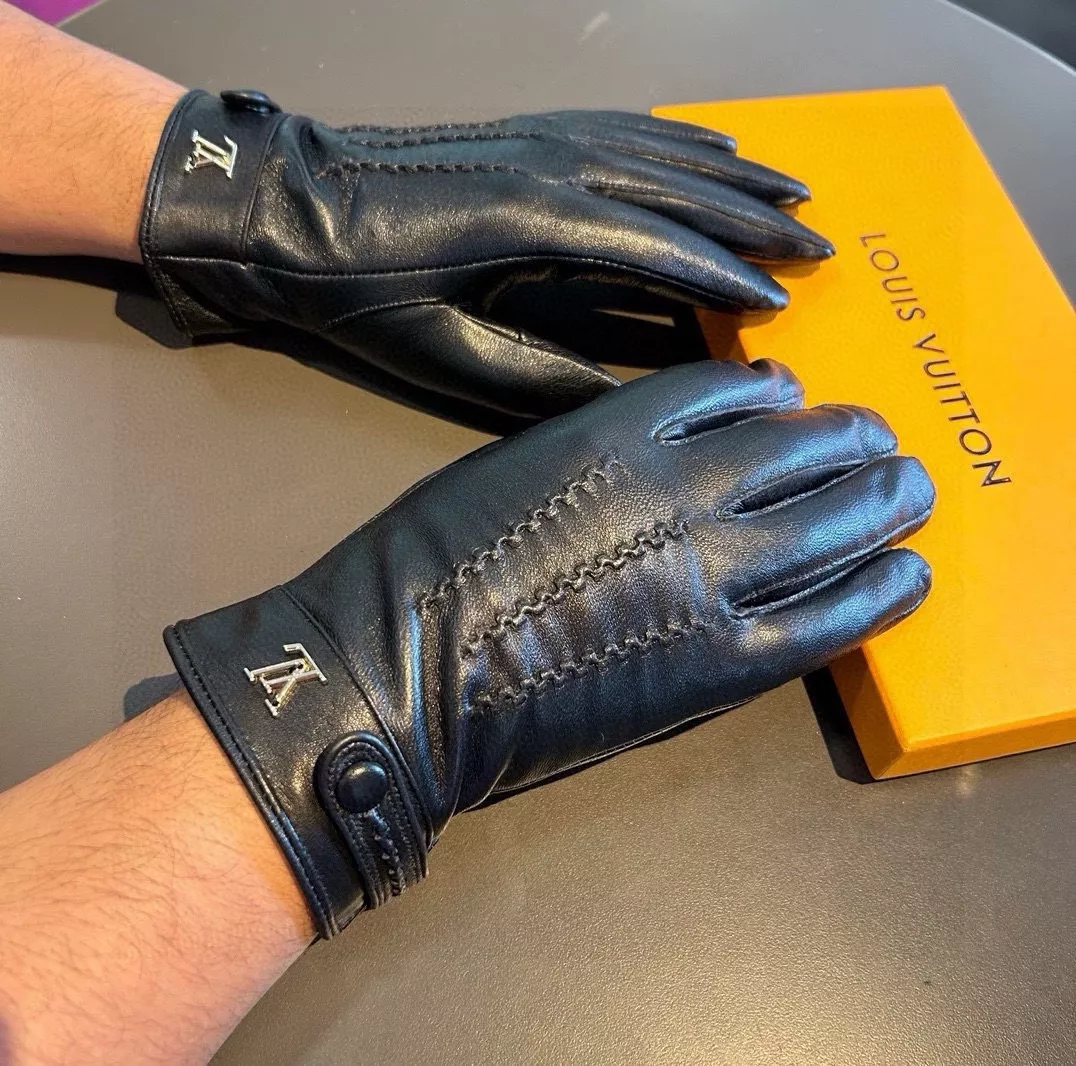 Classic 5017 Louis Vuitton LV Gloves For Men - Image 3
