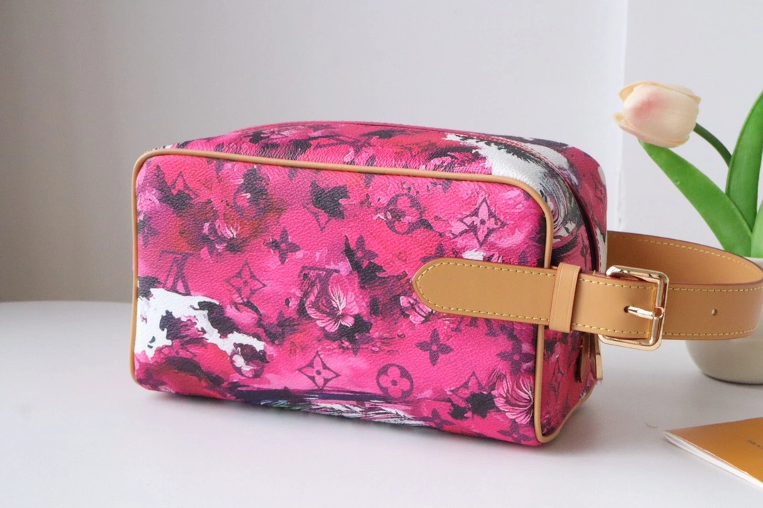 Classic 5656 Louis Vuitton AAA Quality Handbags For Women - Image 3