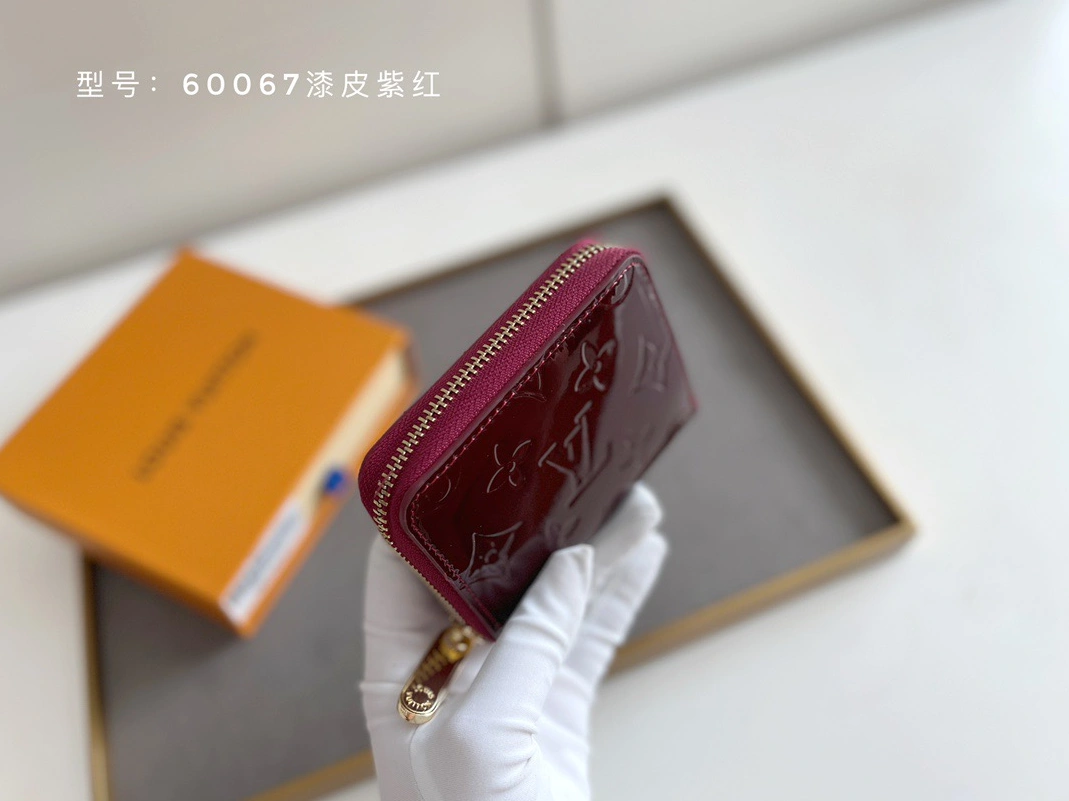 Classic 6728 Louis Vuitton LV Wallets - Image 3