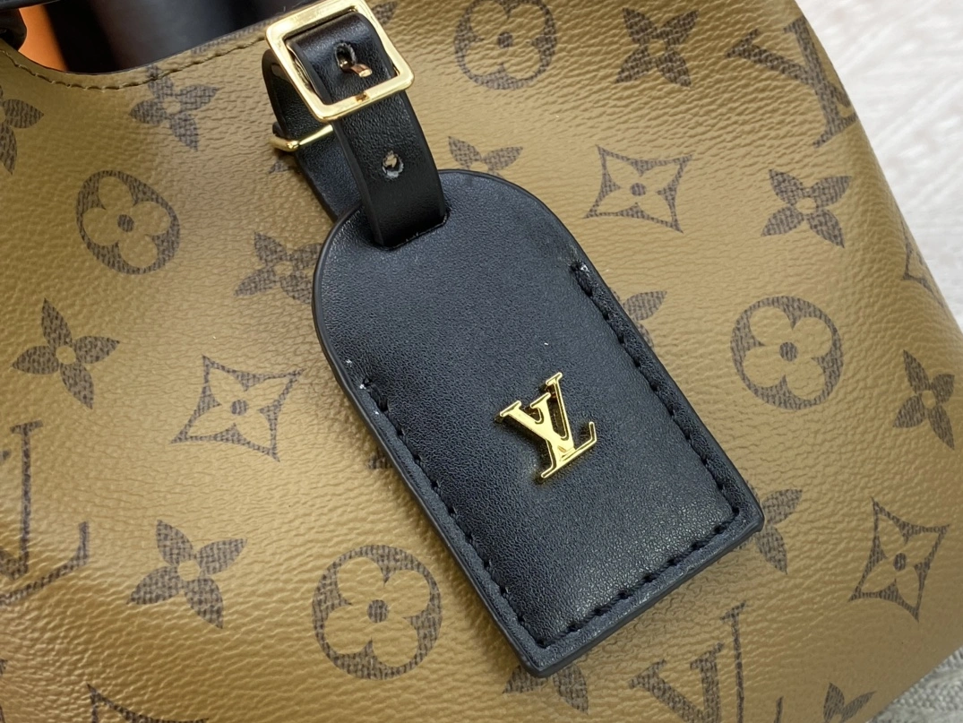 Comfortable 3015 Louis Vuitton AAA Quality Handbags For Women - Image 5