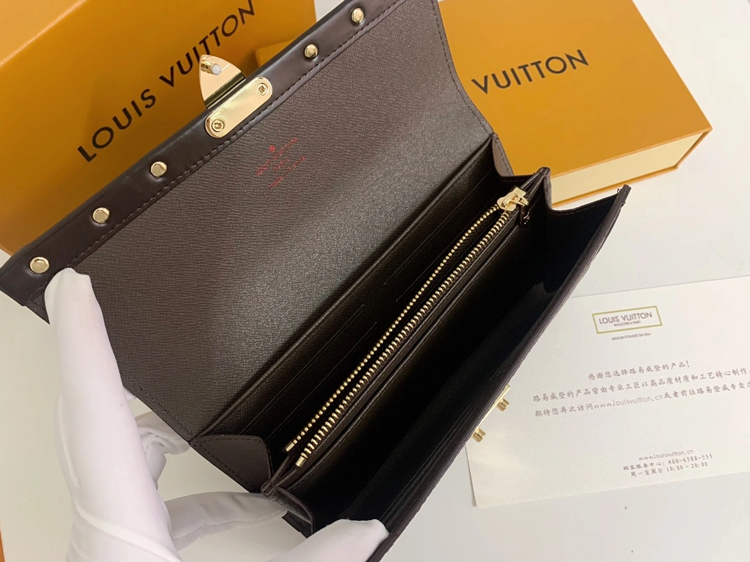 Comfortable 3058 Louis Vuitton LV Card Case For Women - Image 6